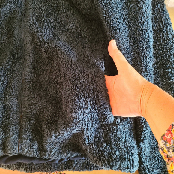 Pendelton Women's Fuzzy Sherpa Jacket Sz Small Full Zipper Blue Plaid Pockets - Picture 7 of 10